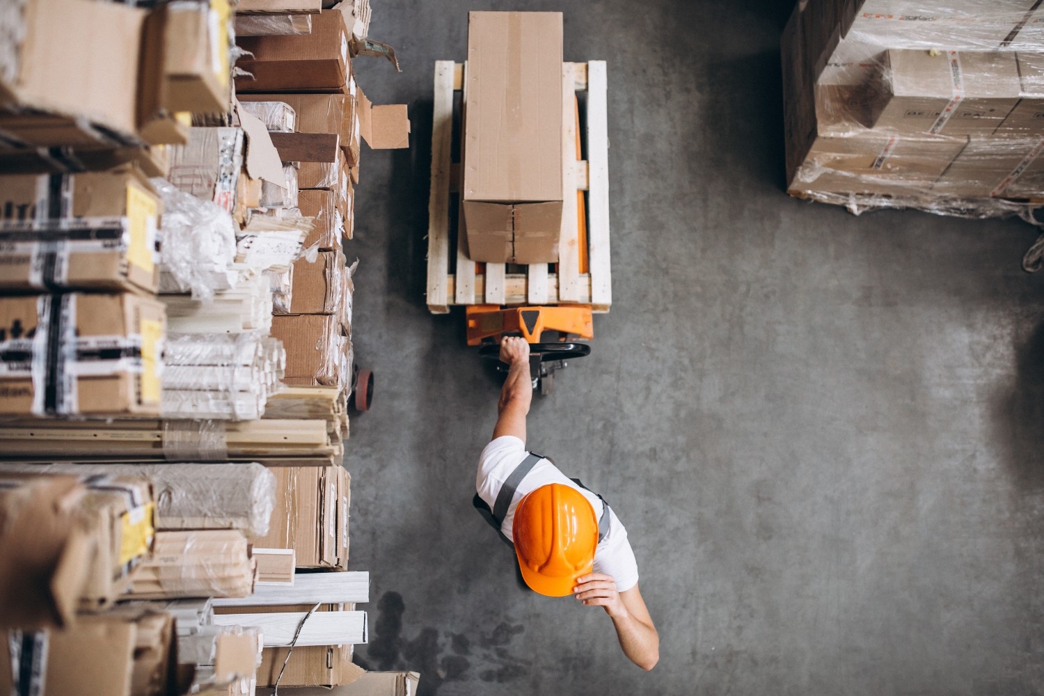Logistik End to End: Solusi Distribusi Lebih Efisien