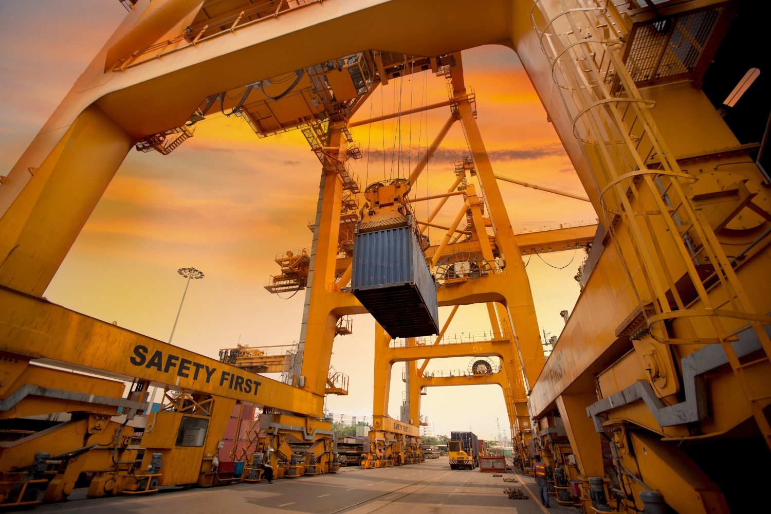 Apa Itu Cross-Docking? Ini Cara Kerjanya